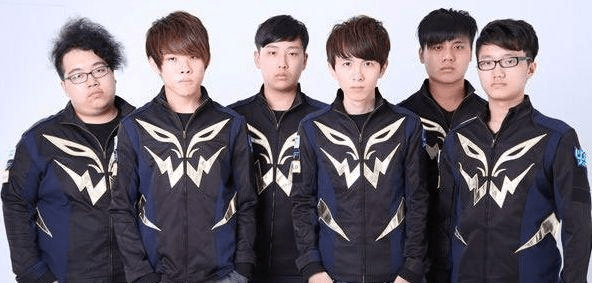 足球在体制 足球在体制