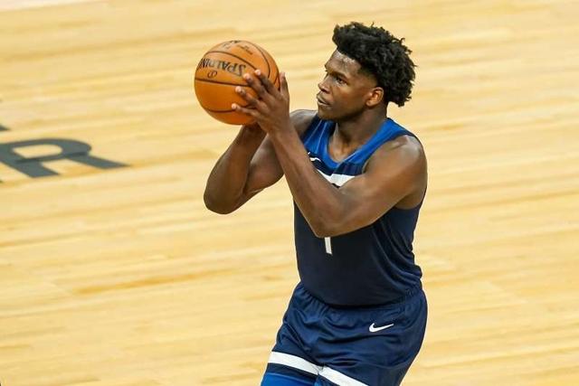 是一位备受 是一位备受