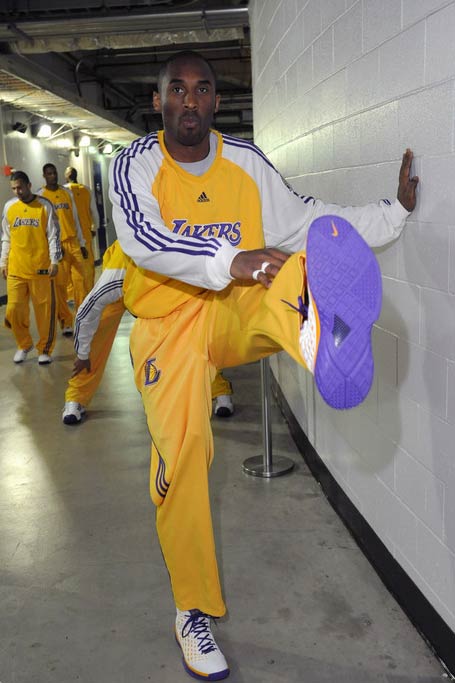 和防守之间 和防守之间