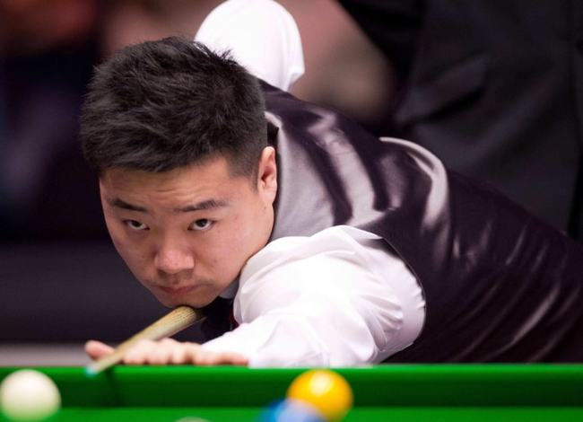 待他能在T 待他能在T